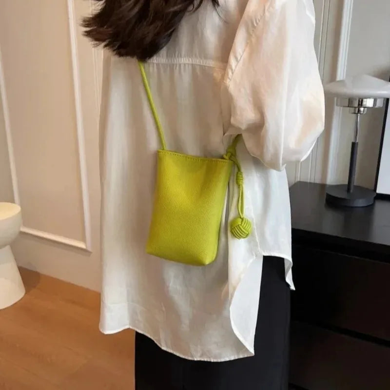 Women Handbags Female Pu Leather Shoulder Bags Luxury Large Capacity Crossbody Bags Solid Flap for Women Portable Phone Purse