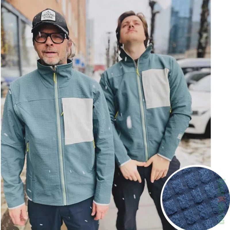 High-quality Outdoor Camping, Hiking, Windproof and Waterproof Jacket for Both Men and Women To Keep Warm.