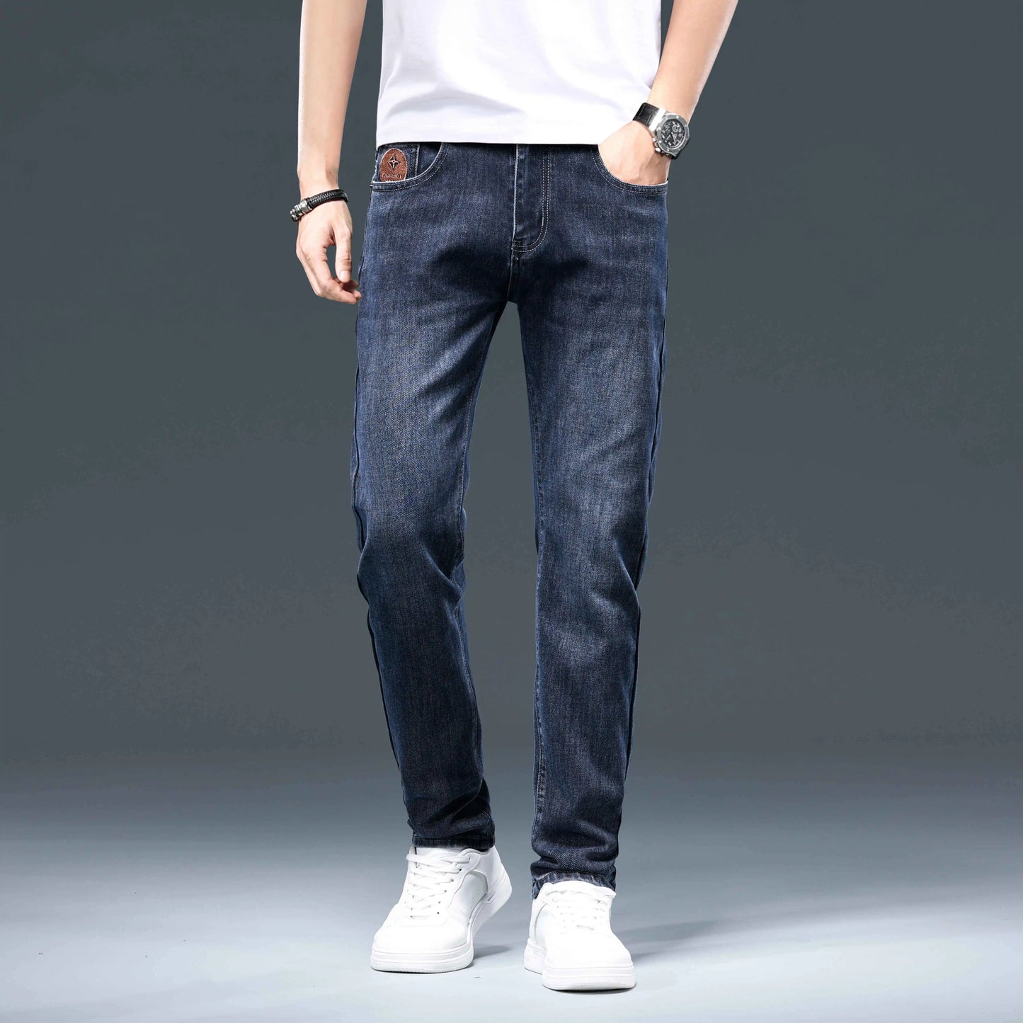 2025 new men's loose (slightly stretchy) jeans, casual and versatile, high and slim straight leg pants that can be worn all year