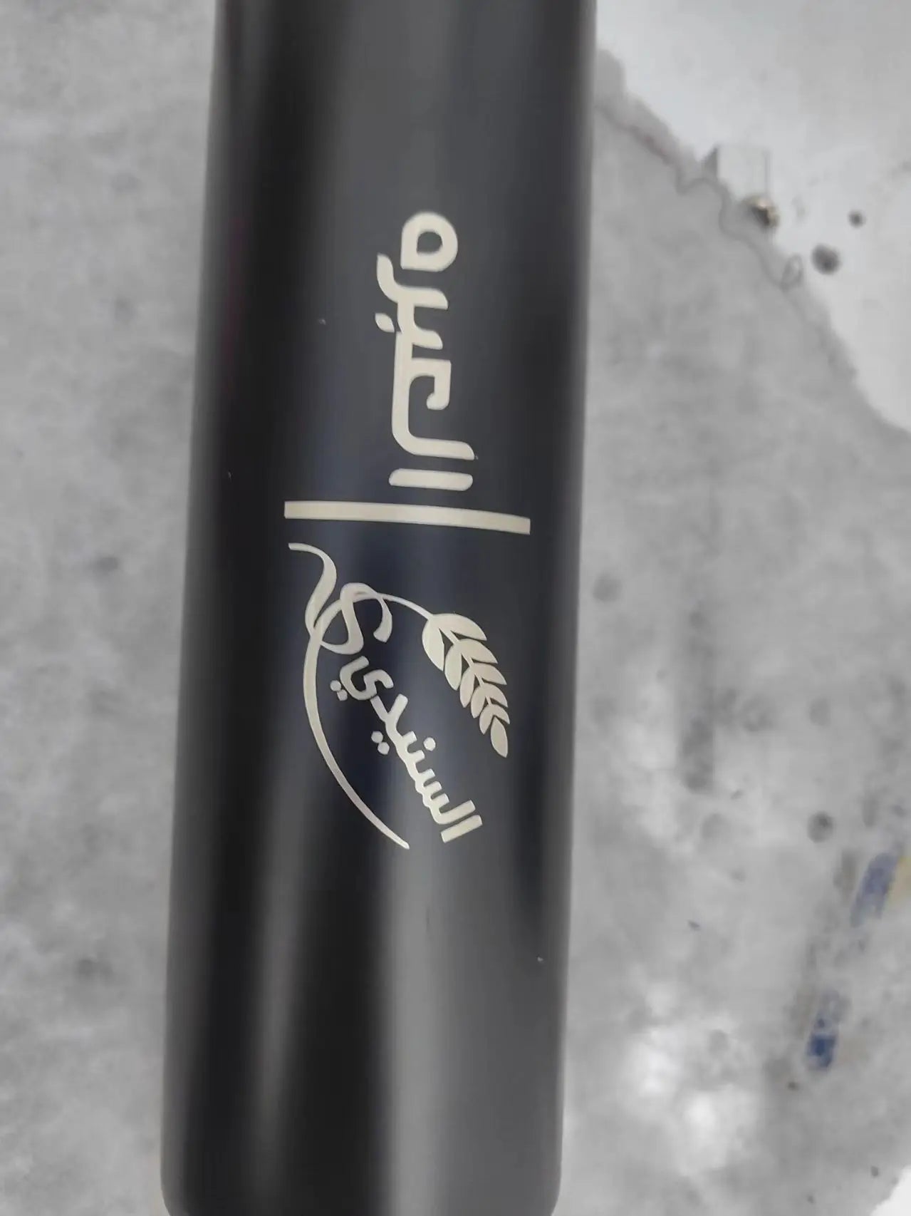 LOGO Name Thermal Bottle with Digital Thermometer 500ml Led Bilayer Flask Vacuum Insulated Bottle Portable Thermos Bottle