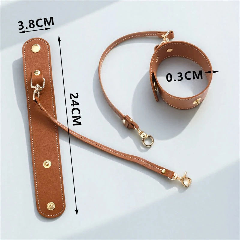 Travel Accessories Clip - Multifunctional Scarf, Glove and Hat Holder, Suitable for Suitcases and Bags, Fashionable Round Design