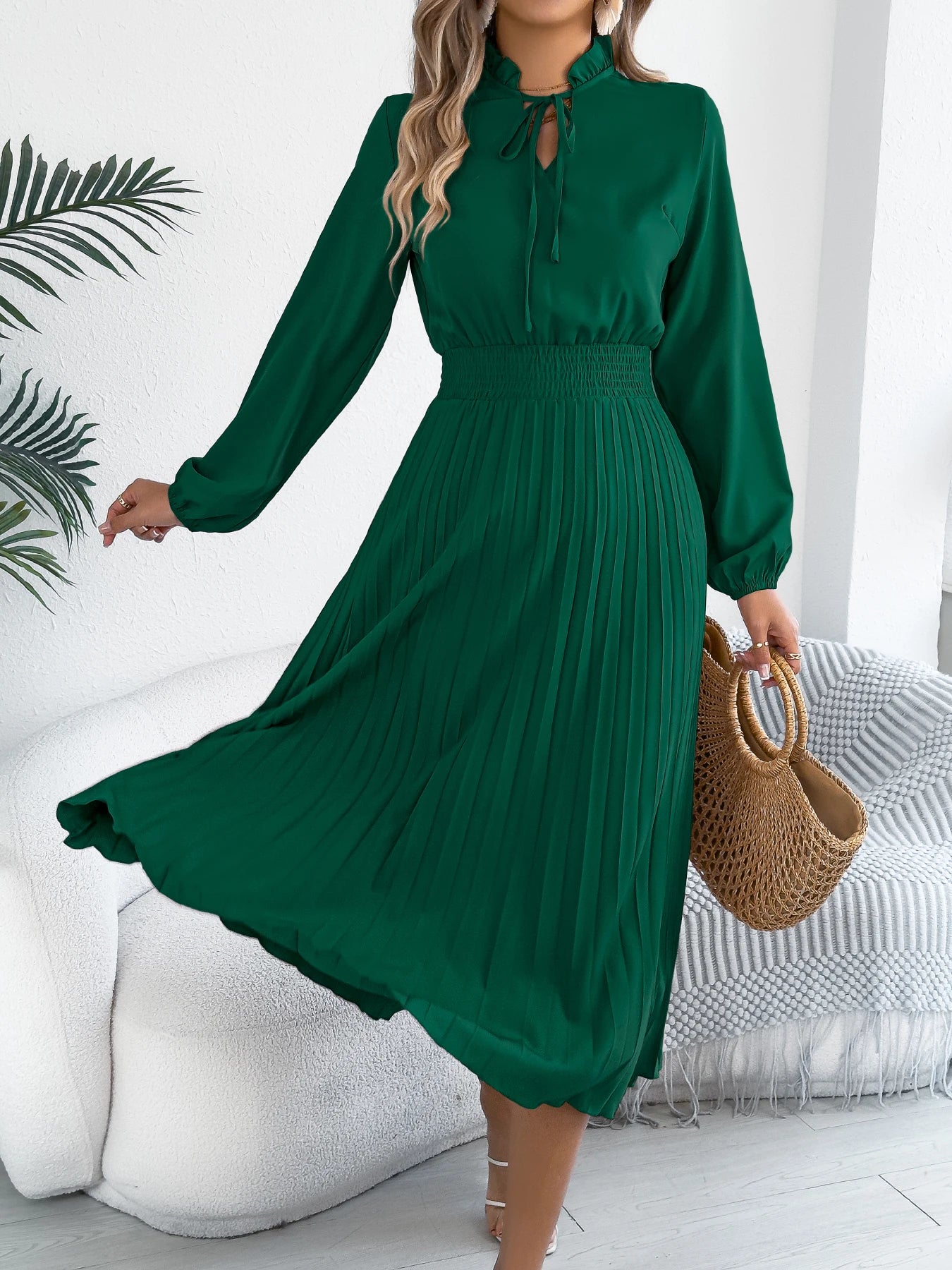 Elegant Dresses for Women 2025 Autumn Winter Casual Solid Color V Neck Lace Up Pleated Maxi Dress Red Khaki Green Woman Dresses