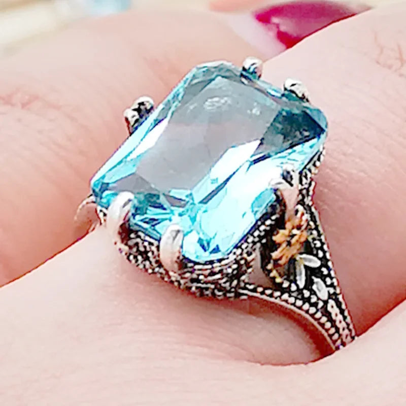 Women's Jewelry S925 Silver Ring High Sea Blue Topaz Ring Two-Tone Flower Ring