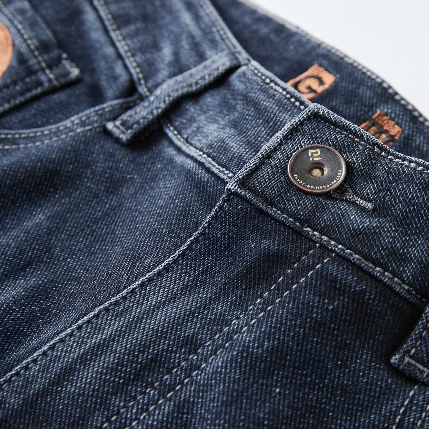 2025 new men's loose (slightly stretchy) jeans, casual and versatile, high and slim straight leg pants that can be worn all year