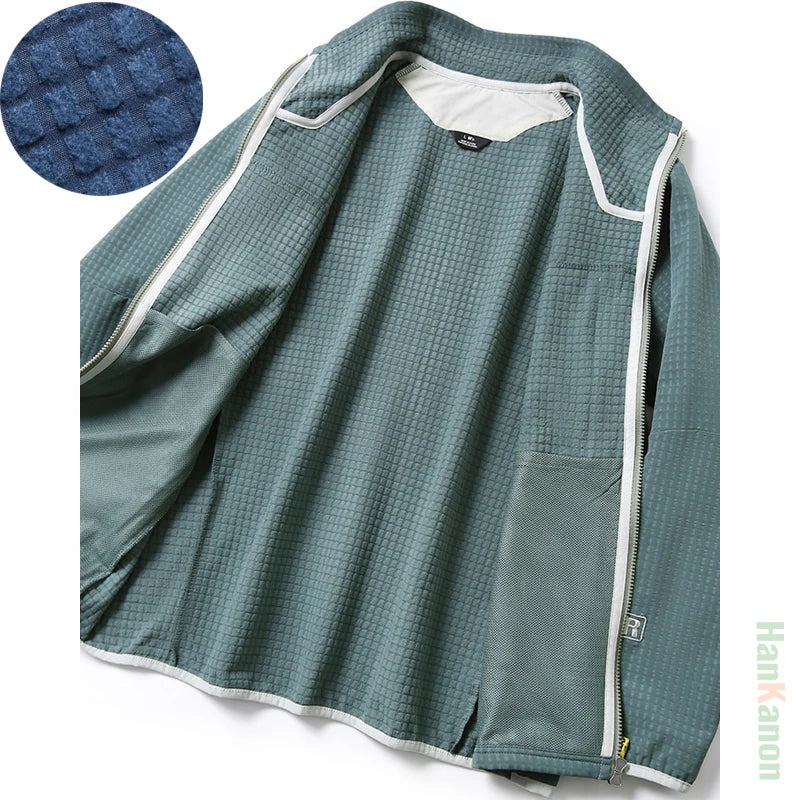 High-quality Outdoor Camping, Hiking, Windproof and Waterproof Jacket for Both Men and Women To Keep Warm.